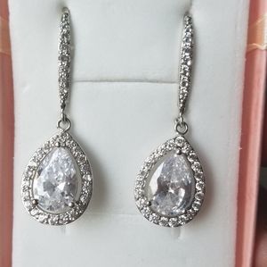 Luxury tear drop earrings
